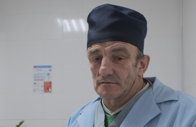 Six Months in the Hospital: The Story of a Doctor Who Saved 400 Lives in Occupied Izium